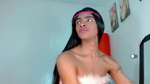 Snapshot of kendra_bailey chatting on 01/07/25, 07:17 Kendra Bailey online show from 01/07/25, 07:17