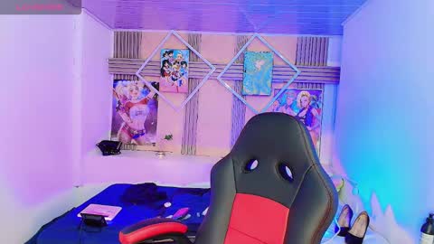 Snapshot of kendra_bailey chatting on 10/28/25, 03:10 Kendra Bailey online show from 10/28/25, 03:10