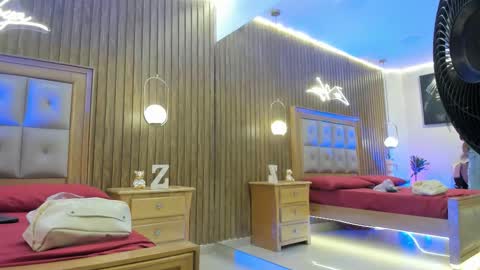 Kendra London online show from 11/07/25, 09:09