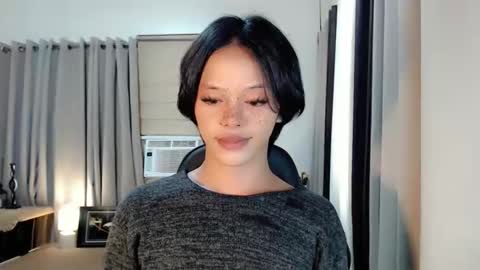 Snapshot of kendra_lunaxx chatting on 03/04/26, 02:17 kendra_lunaxx online show from 03/04/26, 02:17