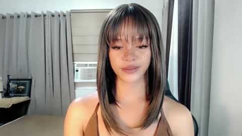 Snapshot of kendra_lunaxx chatting on 03/05/26, 10:39 kendra_lunaxx online show from 03/05/26, 10:39