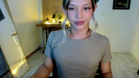 Snapshot of kendra_lunaxx chatting on 05/30/26, 08:11 kendra_lunaxx online show from 05/30/26, 08:11