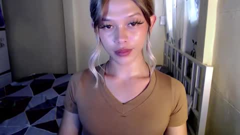 Snapshot of kendra_lunaxx chatting on 06/05/26, 04:52 kendra_lunaxx online show from 06/05/26, 04:52
