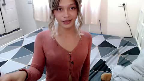 Snapshot of kendra_lunaxx chatting on 06/11/26, 12:32 kendra_lunaxx online show from 06/11/26, 12:32