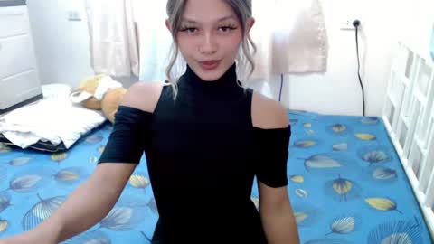 Snapshot of kendra_lunaxx chatting on 06/14/26, 03:41 kendra_lunaxx online show from 06/14/26, 03:41