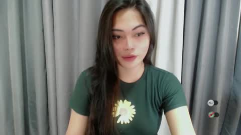 K E N D R A online show from 02/26/25, 07:27