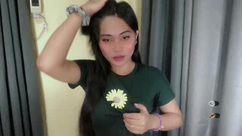 K E N D R A online show from 03/11/25, 06:30