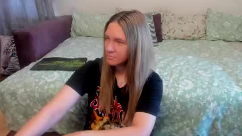 Snapshot of kendra_xx_ chatting on 07/01/26, 12:12 Kendra online show from 07/01/26, 12:12