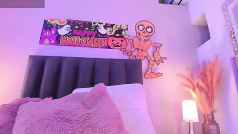 Snapshot of kendrachavez_ chatting on 11/02/25, 10:12 kendrachavez_ online show from 11/02/25, 10:12