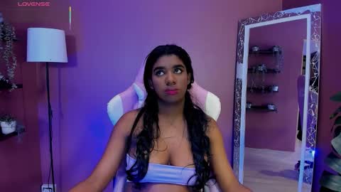 Snapshot of kendrachavez_ chatting on 11/03/25, 10:42 kendrachavez_ online show from 11/03/25, 10:42