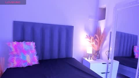 Snapshot of kendrachavez_ chatting on 12/04/25, 09:45 kendrachavez_ online show from 12/04/25, 09:45