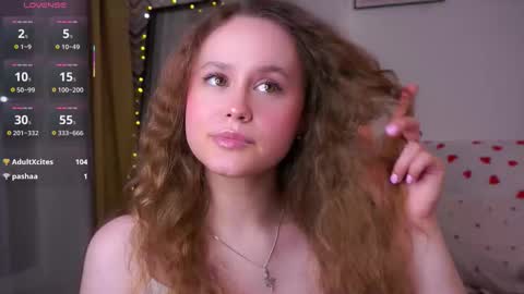 Snapshot of kendraedger chatting on 03/12/26, 10:16 Kira online show from 03/12/26, 10:16