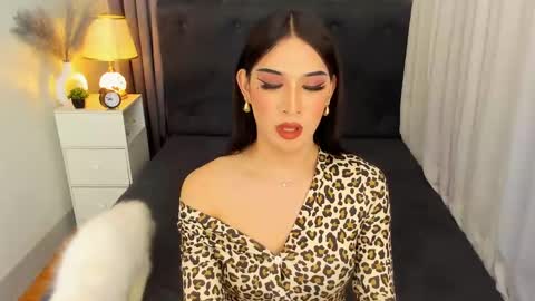 Snapshot of kendrahunter_____ chatting on 03/05/25, 10:55 Kendra online show from 03/05/25, 10:55