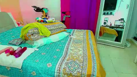 kendralove online show from 11/06/25, 02:34