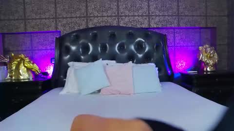 Alina online show from 09/18/25, 04:58