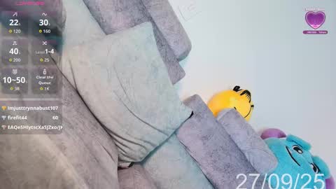 Snapshot of kenia_fox1 chatting on 09/27/25, 08:30 kenia_fox1 online show from 09/27/25, 08:30