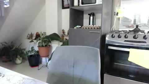 Snapshot of keniakiss chatting on 03/16/26, 08:57 online show from 03/16/26, 08:57