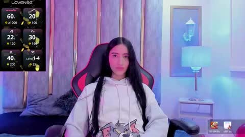 Snapshot of keniavelvet_ chatting on 02/16/26, 11:17 keniavelvet online show from 02/16/26, 11:17