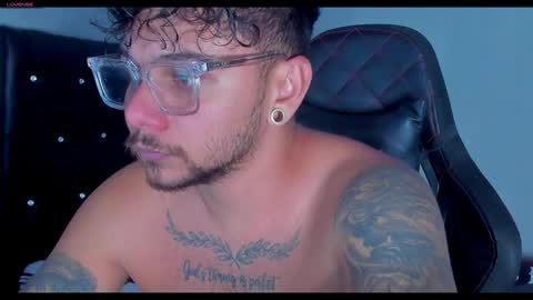 Snapshot of keninhotimagnation chatting on 04/04/26, 08:39 kenin online show from 04/04/26, 08:39