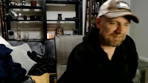 Ken Kuddles online show from 01/25/25, 04:34