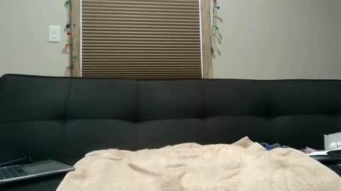 Kenluca online show from 12/22/24, 05:42