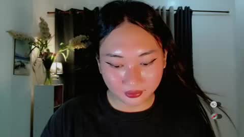 Snapshot of kennaxx69 chatting on 11/11/25, 01:55 kennaxx69 online show from 11/11/25, 01:55