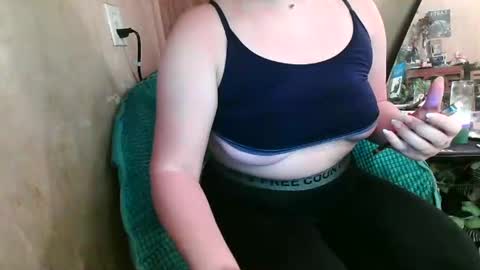 Snapshot of kennedynova777 chatting on 09/10/25, 07:25 Kennedy Nova online show from 09/10/25, 07:25