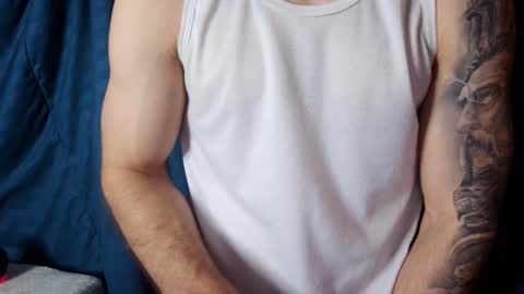 Snapshot of kennerfox77 chatting on 12/27/24, 07:29 Kennfox777 online show from 12/27/24, 07:29