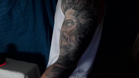 Snapshot of kennerfox77 chatting on 12/28/24, 06:06 Kennfox777 online show from 12/28/24, 06:06