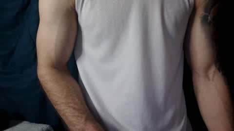 Snapshot of kennerfox77 chatting on 01/27/25, 03:37 Kennfox777 online show from 01/27/25, 03:37