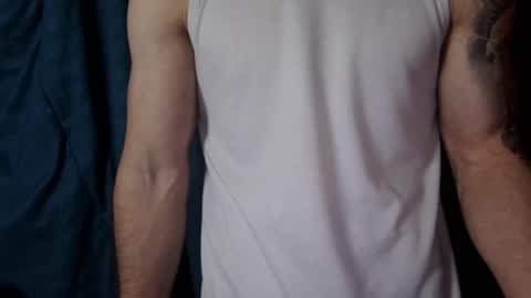 Snapshot of kennerfox77 chatting on 01/28/25, 07:32 Kennfox777 online show from 01/28/25, 07:32