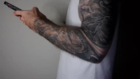 Snapshot of kennerfox77 chatting on 02/24/25, 05:00 Kennfox777 online show from 02/24/25, 05:00