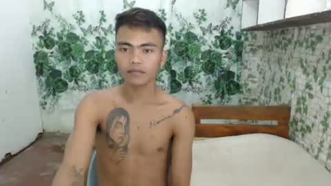Snapshot of kenneth_jeey chatting on 04/01/26, 10:49 kenneth_jeey online show from 04/01/26, 10:49