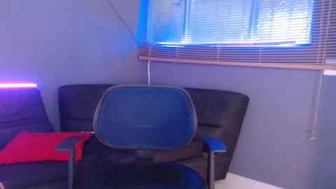 kenny online show from 11/12/25, 05:13