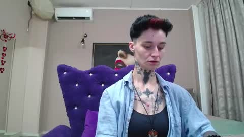 Snapshot of kennyvibe chatting on 06/29/26, 12:16 kennyvibe online show from 06/29/26, 12:16