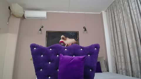 Snapshot of kennyvibe chatting on 07/15/26, 01:49 kennyvibe online show from 07/15/26, 01:49