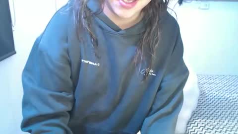 Snapshot of kenshi2302 chatting on 11/14/25, 12:31 kenshi2302 online show from 11/14/25, 12:31