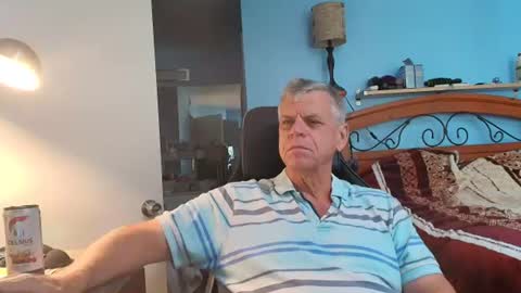 Snapshot of kent_ham chatting on 06/26/26, 10:14 kent_ham online show from 06/26/26, 10:14