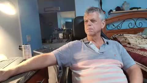 Snapshot of kent_ham chatting on 07/16/26, 03:01 kent_ham online show from 07/16/26, 03:01