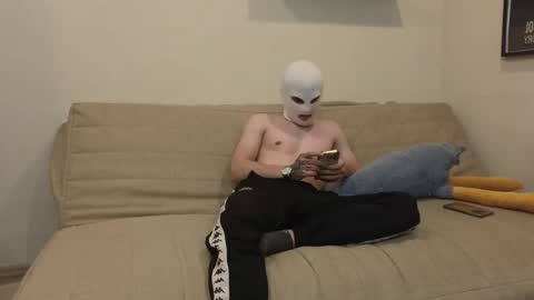 Snapshot of kent_mod chatting on 12/14/25, 08:13 kent_mod online show from 12/14/25, 08:13