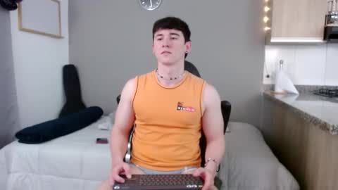 Santiago online show from 10/25/25, 05:26