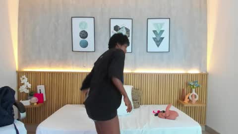 kenya  online show from 02/25/26, 03:43