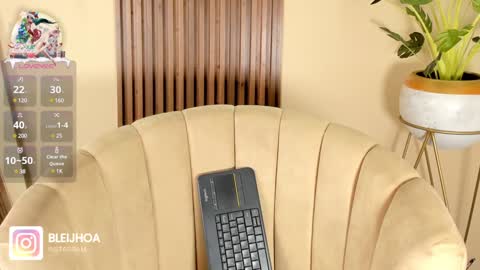 Snapshot of kenykitty chatting on 12/29/24, 05:42 Keny Kitty  Onlyfans Kenayfoxx online show from 12/29/24, 05:42