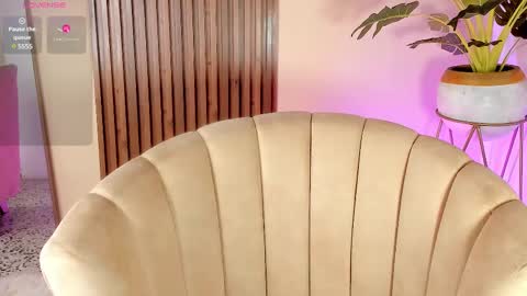 Snapshot of kenykitty chatting on 02/25/25, 05:30 Keny Kitty  Onlyfans Kenayfoxx online show from 02/25/25, 05:30