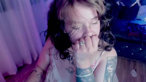 Kenzie online show from 03/03/25, 02:15