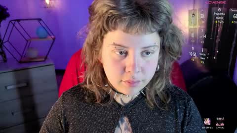 Kenzie online show from 11/09/25, 05:06