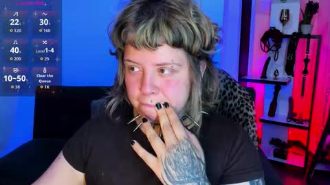 Kenzie online show from 12/03/25, 05:37