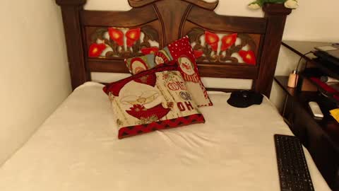 Snapshot of kerani__ chatting on 12/07/24, 10:23 DANIELA online show from 12/07/24, 10:23