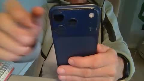 Snapshot of kermitgp3 chatting on 03/04/26, 04:35 Anton online show from 03/04/26, 04:35