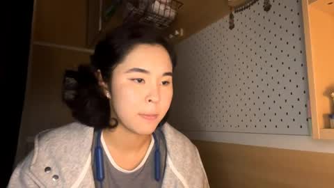 Snapshot of kerstinscotto chatting on 04/15/26, 05:03 Jenny online show from 04/15/26, 05:03